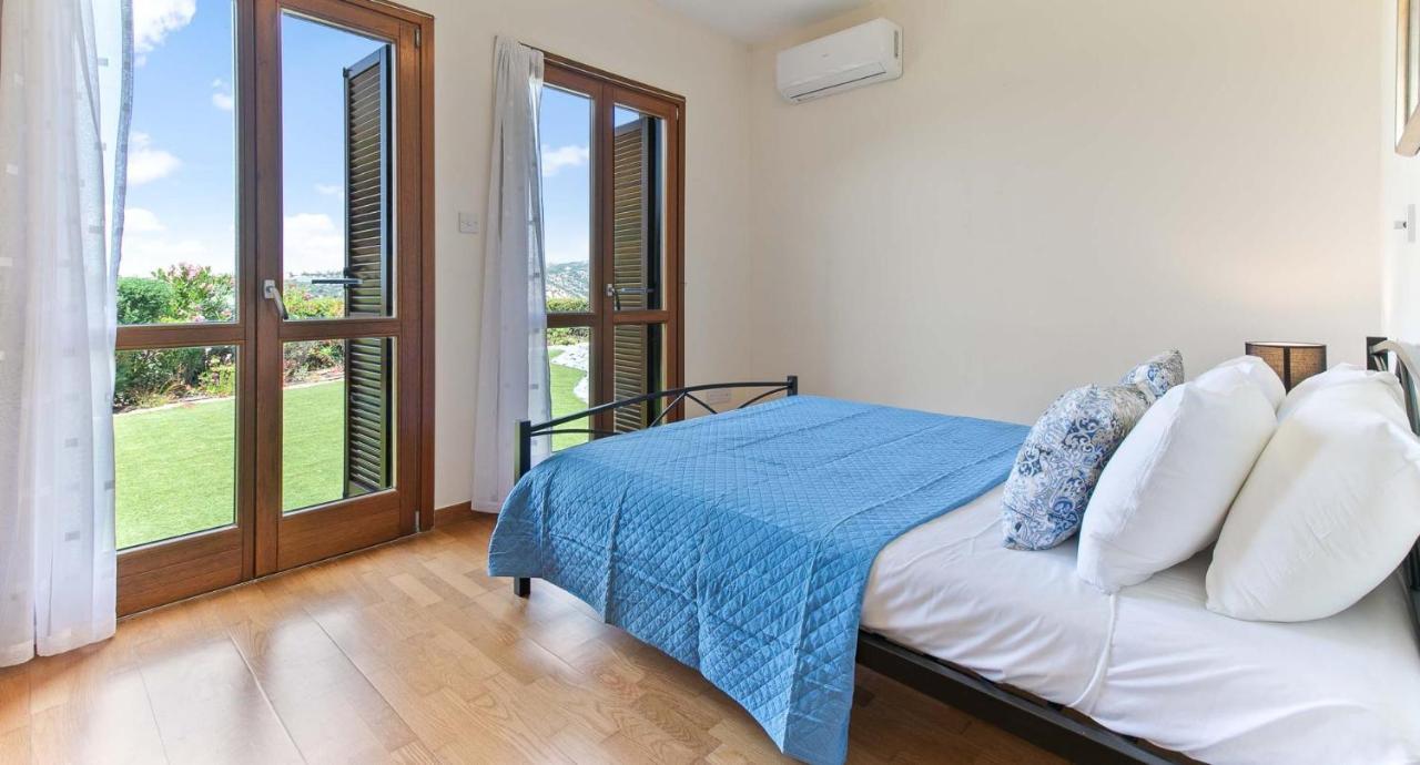 Fantastic Junior Villa Cz02 Salamis With Gorgeous Views, Aphrodite Hills Kouklia Eksteriør bilde