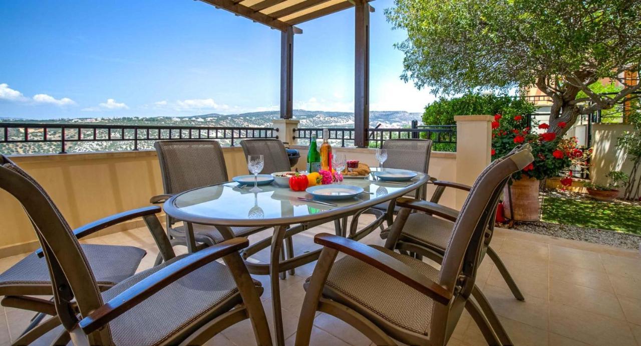 Fantastic Junior Villa Cz02 Salamis With Gorgeous Views, Aphrodite Hills Kouklia Eksteriør bilde