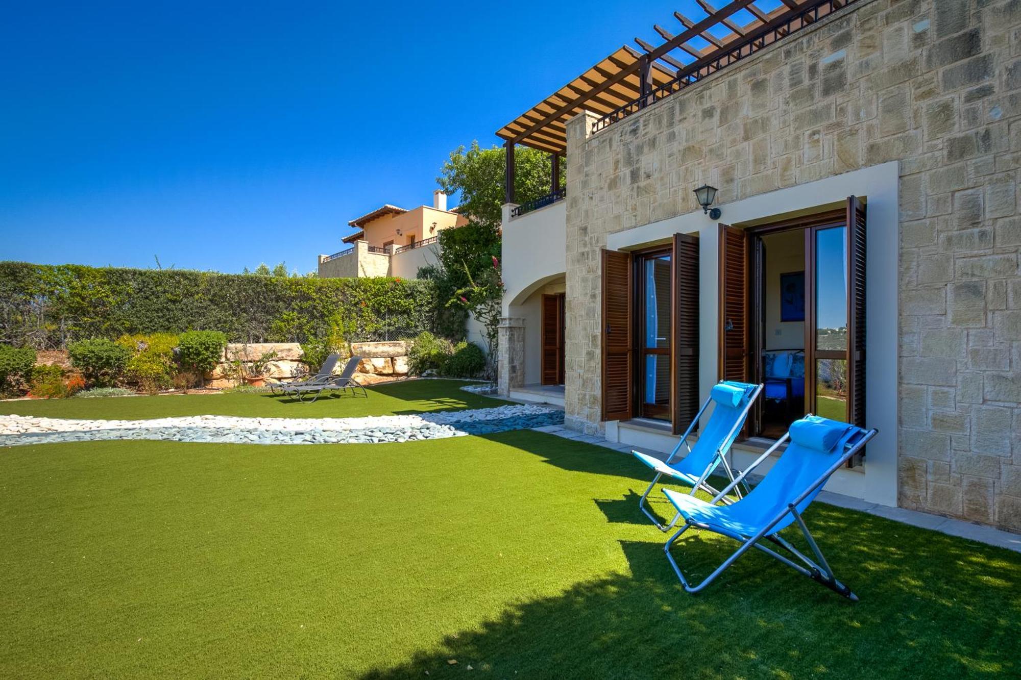 Fantastic Junior Villa Cz02 Salamis With Gorgeous Views, Aphrodite Hills Kouklia Eksteriør bilde