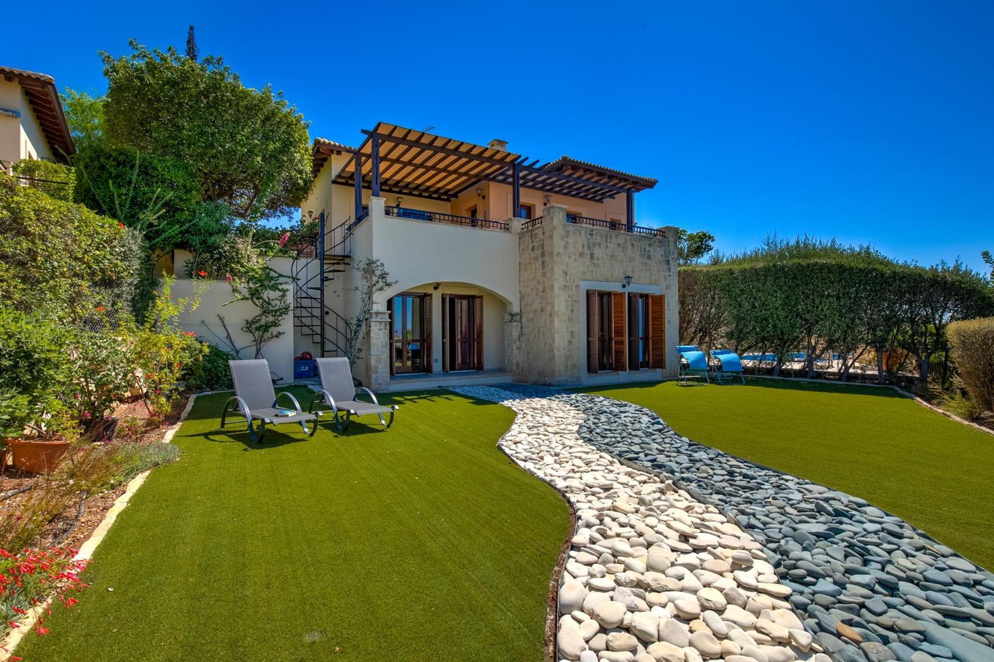 Fantastic Junior Villa Cz02 Salamis With Gorgeous Views, Aphrodite Hills Kouklia Eksteriør bilde