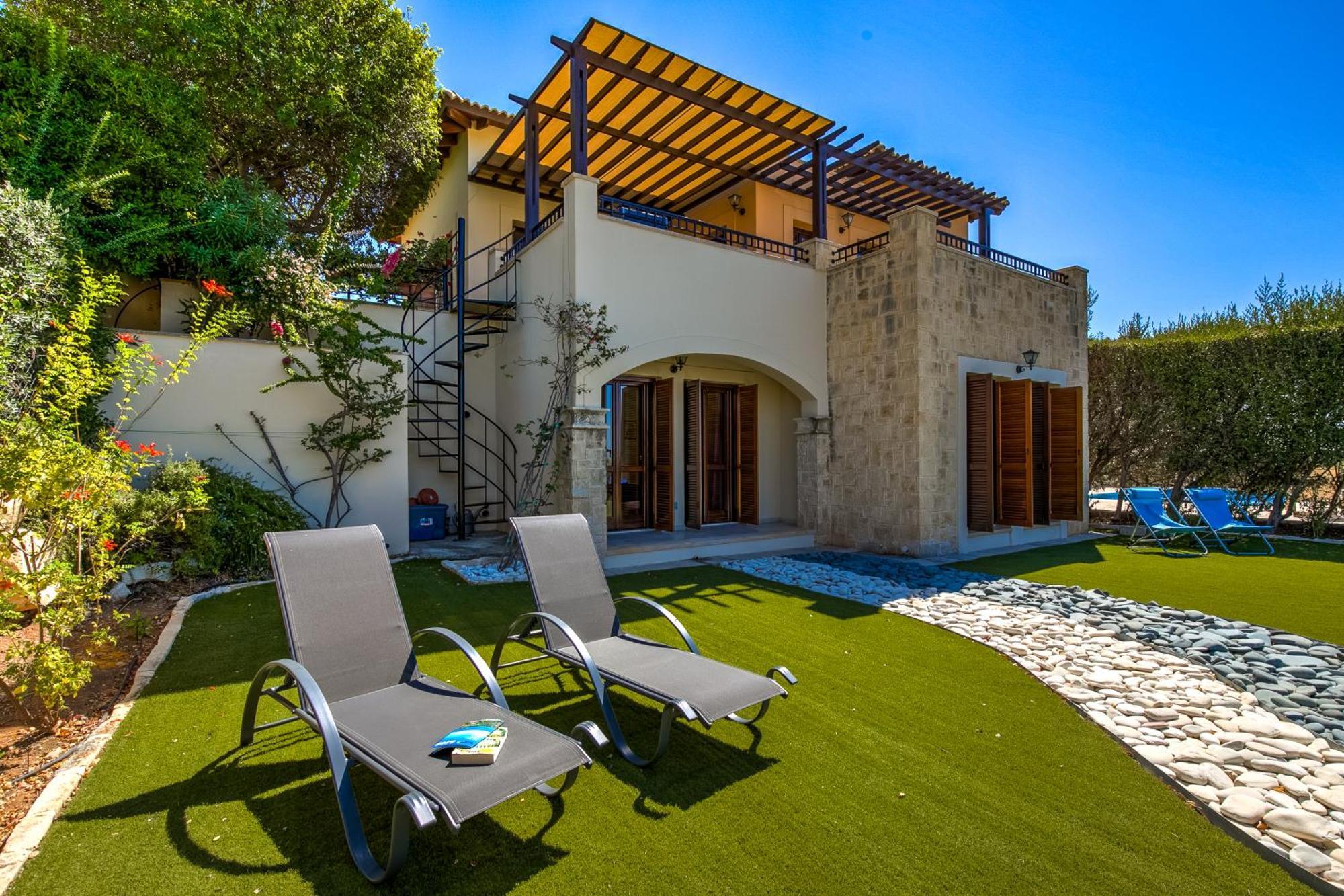 Fantastic Junior Villa Cz02 Salamis With Gorgeous Views, Aphrodite Hills Kouklia Eksteriør bilde